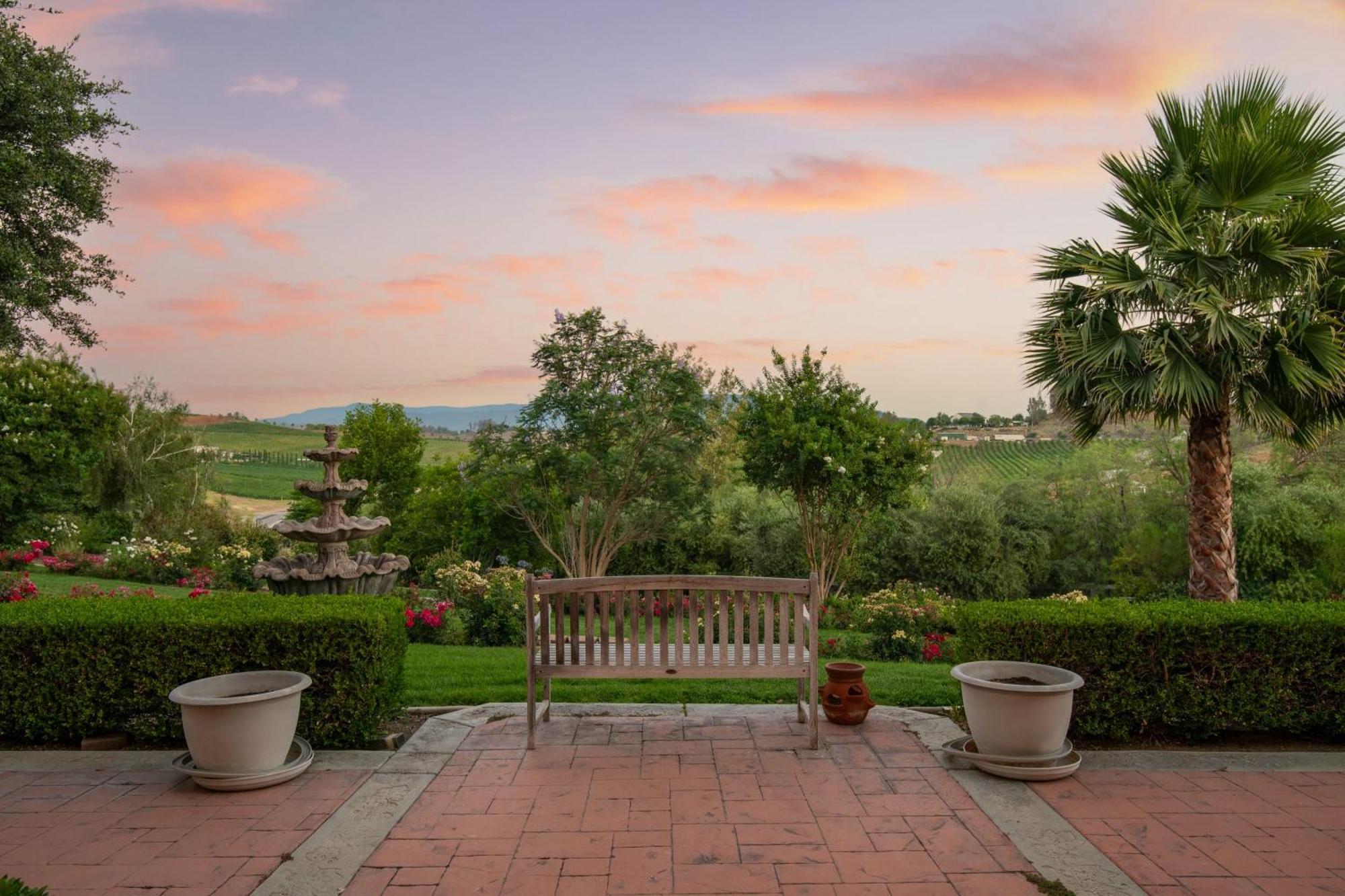 Grand Contento By Avantstay Extraordinary Estate W Pool Hot Tub Movie Room Темекула Экстерьер фото